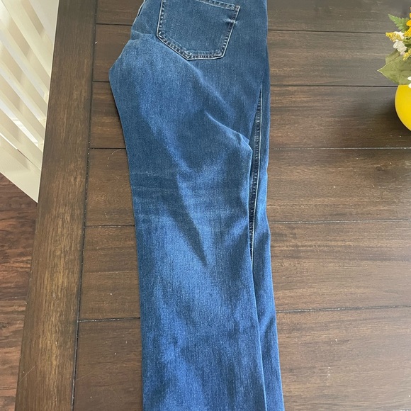 Express Jeans - Picture 3 of 4